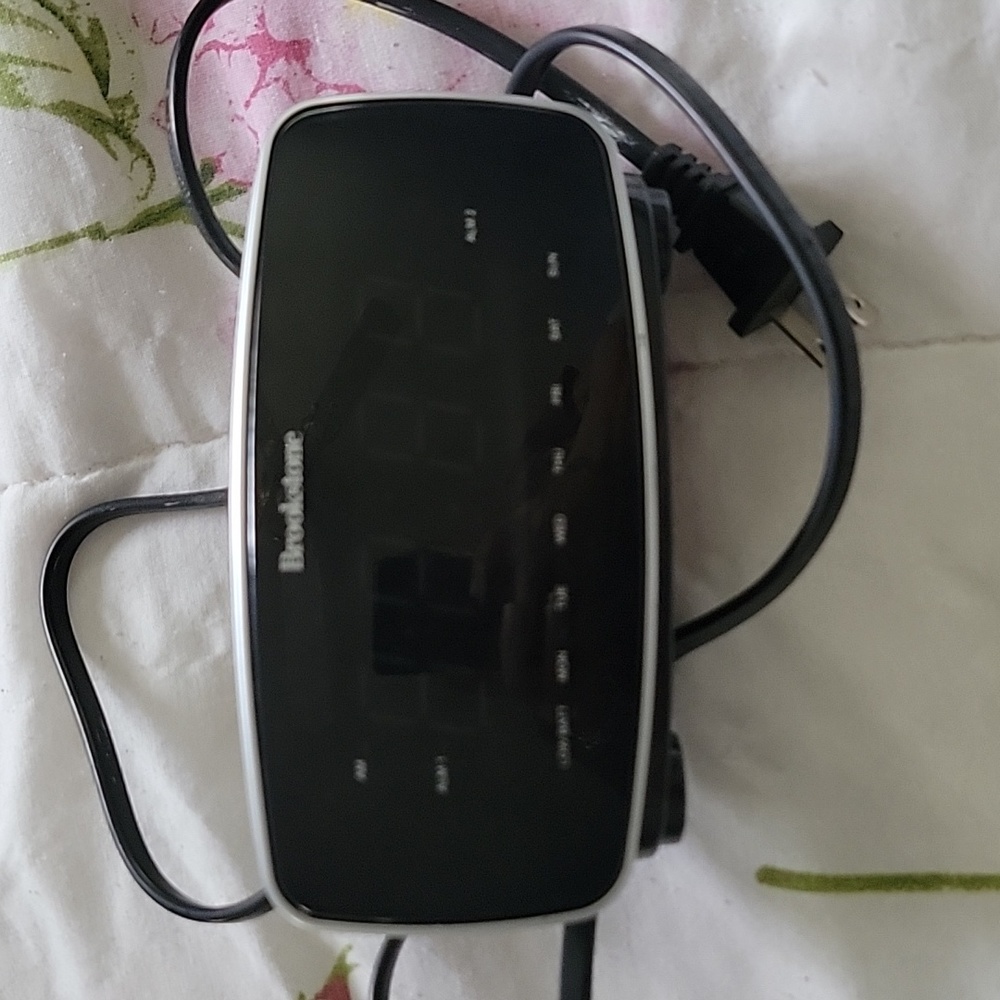 Vintage Brookstone digital clock with alarm